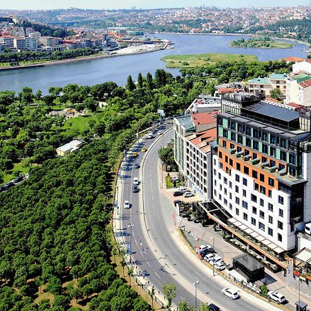 Moevenpick Istanbul Hotel Golden Horn Exterior photo The Bosphorus University campus